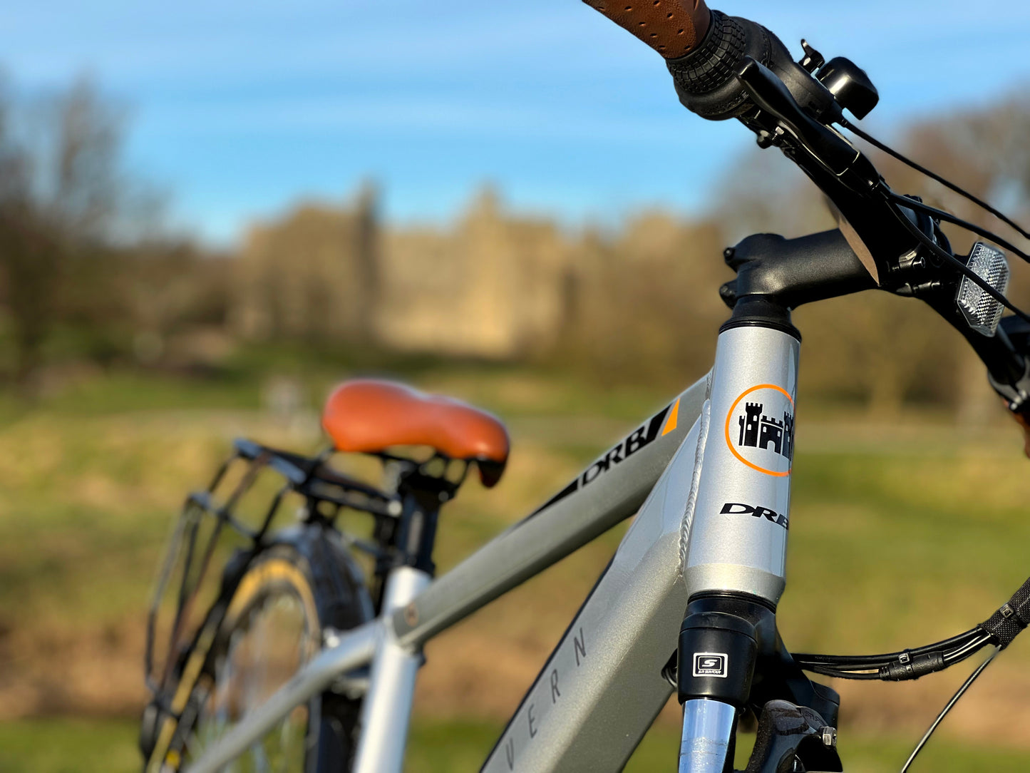 DALLINGRIDGE Malvern Hardback CrossBar Electric Bike - Top Speed 15.5mph | 40-60mi Range | 250W Power
