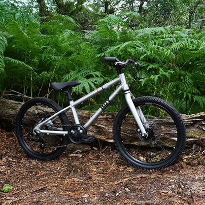 HOY Pentland 20" Kids Bike – Lightweight 7-Speed Junior Bike with Disc Brakes