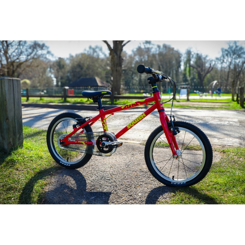 SQUISH 16 Kids Bike Red BMX (free sticker set)