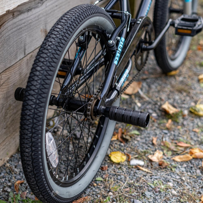 Zombie Infest 20” BMX Bike – Freestyle BMX with Gyro & Stunt Pegs | UK