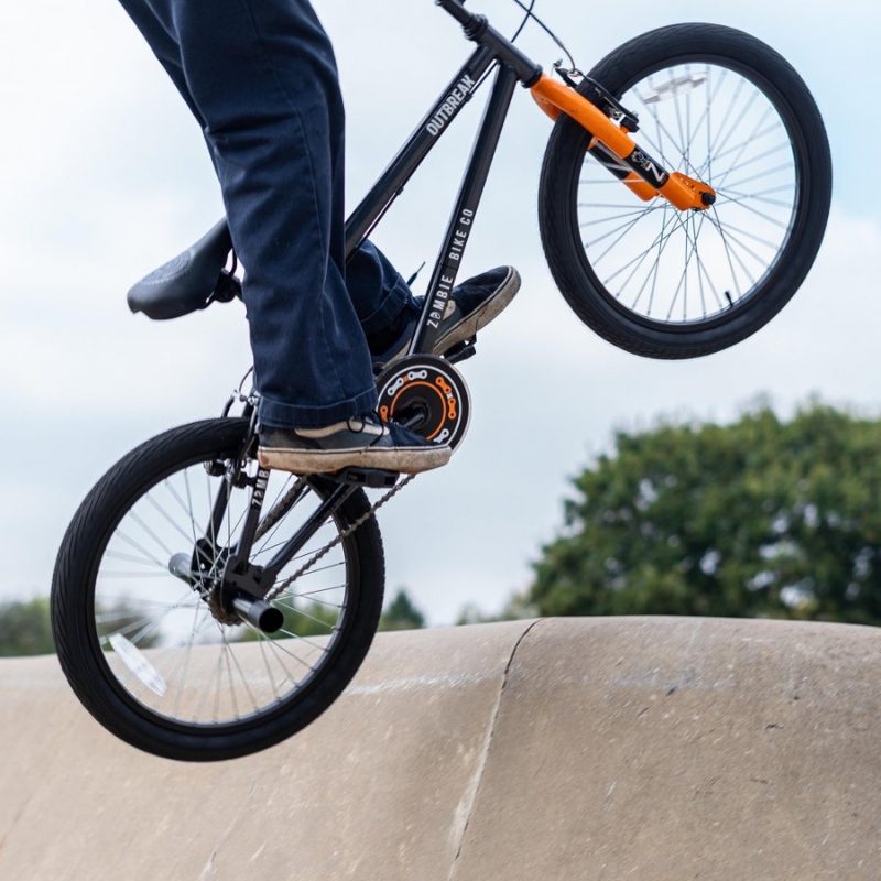 Zombie Outbreak 20” BMX Bike – Beginner Freestyle BMX with Stunt Pegs | UK
